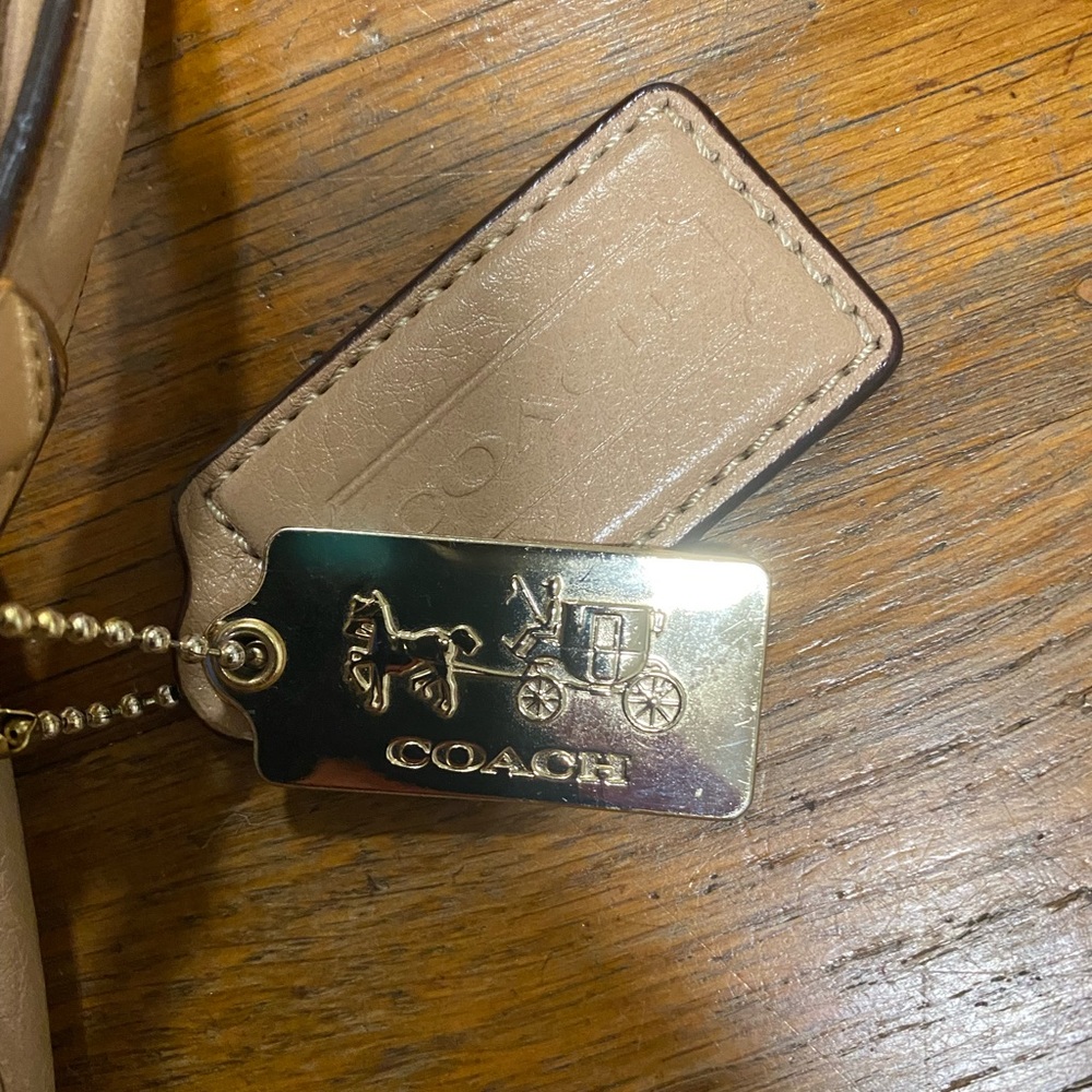 Coach Purse - Picture 11 of 12